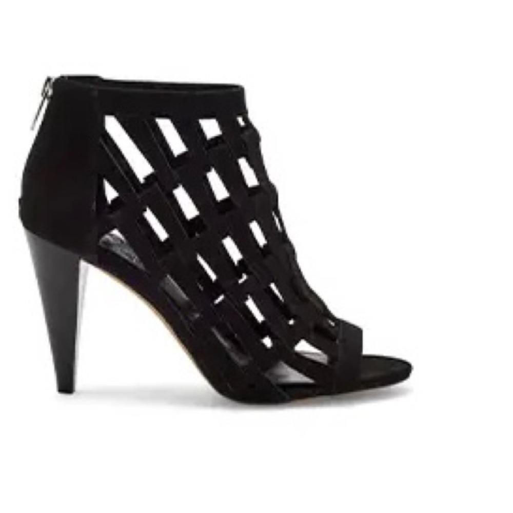 VINCE CAMUTO AVENTHA WOVEN BOOTIE